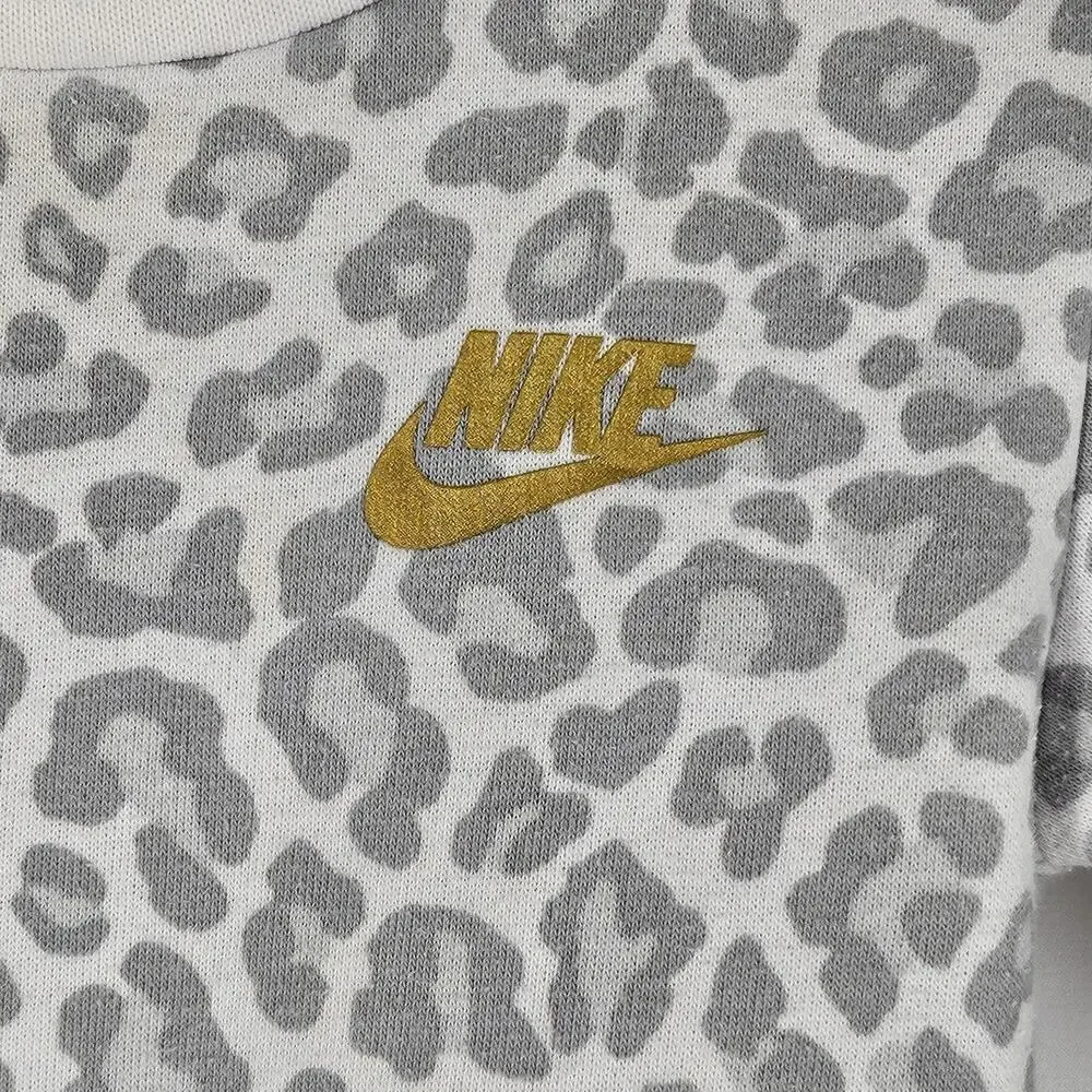 NIKE BABY GIRLS SWEATSHIRT – SIZE 12M – WHITE W/ GRAY CHEETAH PRINT COTTON BLEND